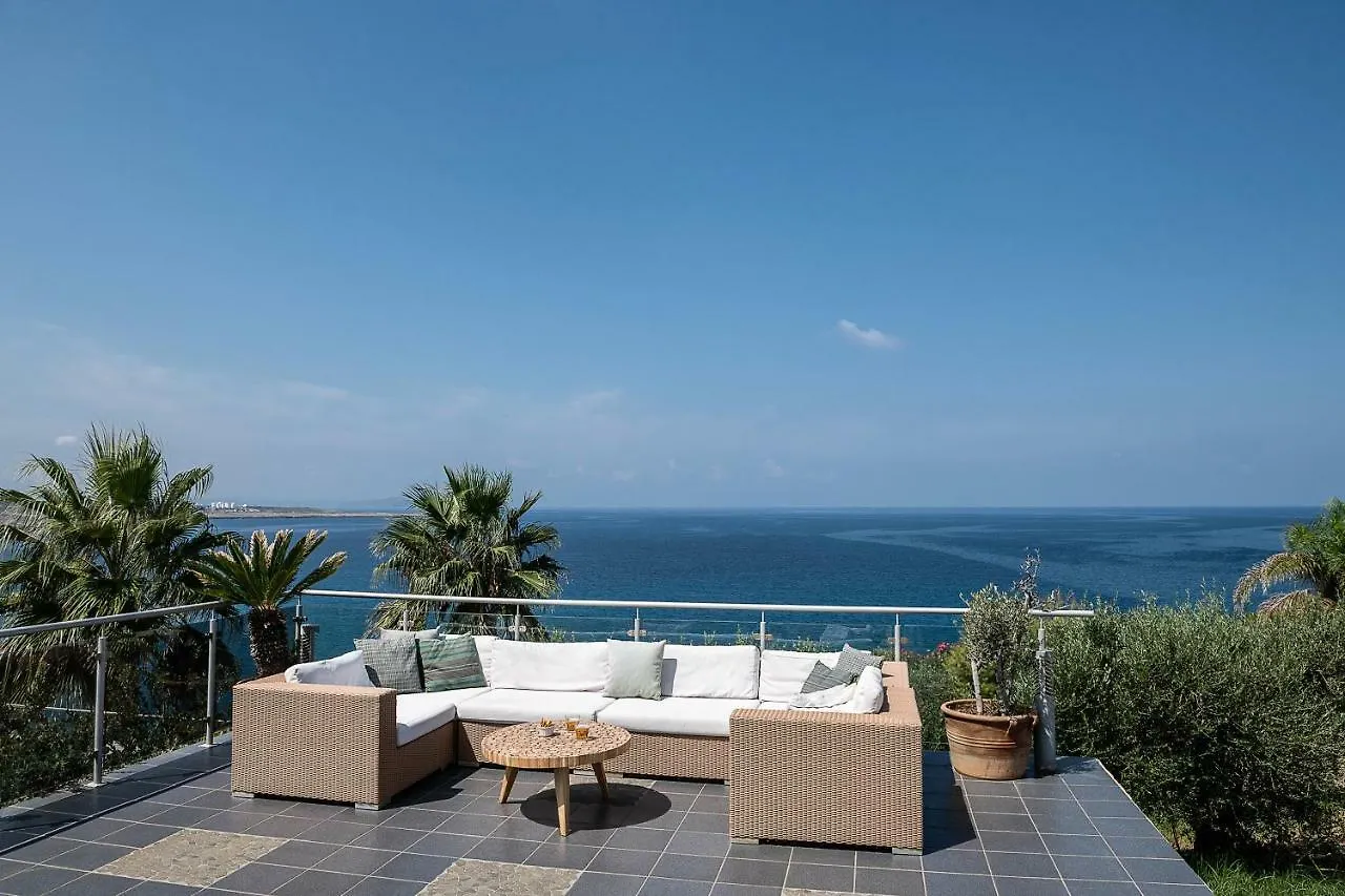 Villa Emilia Front Sea Kalathas