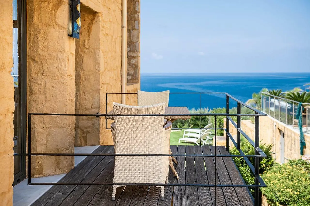 Villa Emilia Front Sea Kalathas Greece